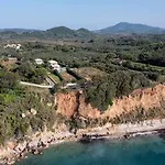 Erato With Private Swimming Pool *