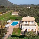 Villa Erato With Private Swimming Pool *
