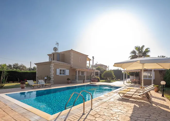 Villa Erato With Private Swimming Pool