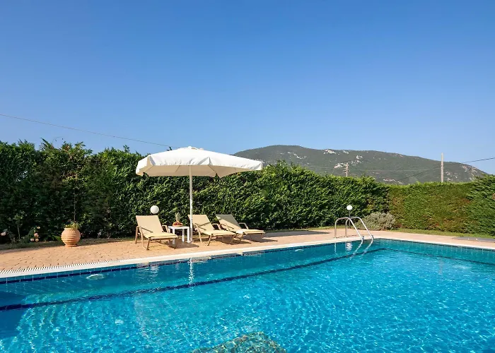 Erato With Private Swimming Pool