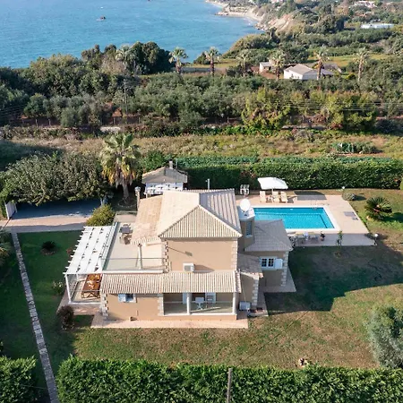 Erato With Private Swimming Pool فيلة *