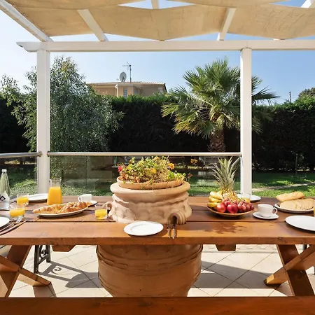 Erato With Private Swimming Pool