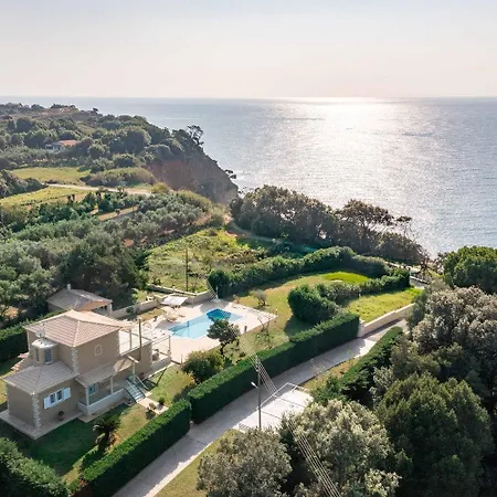 فيلة Erato With Private Swimming Pool