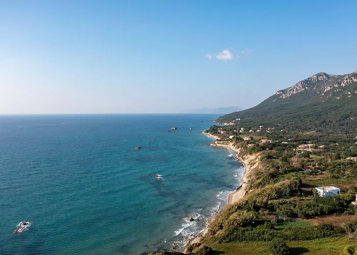 Erato With Private Swimming Pool Halikounas