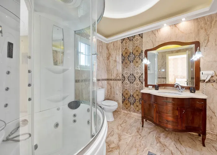 Erato With Private Swimming Pool Halikounas