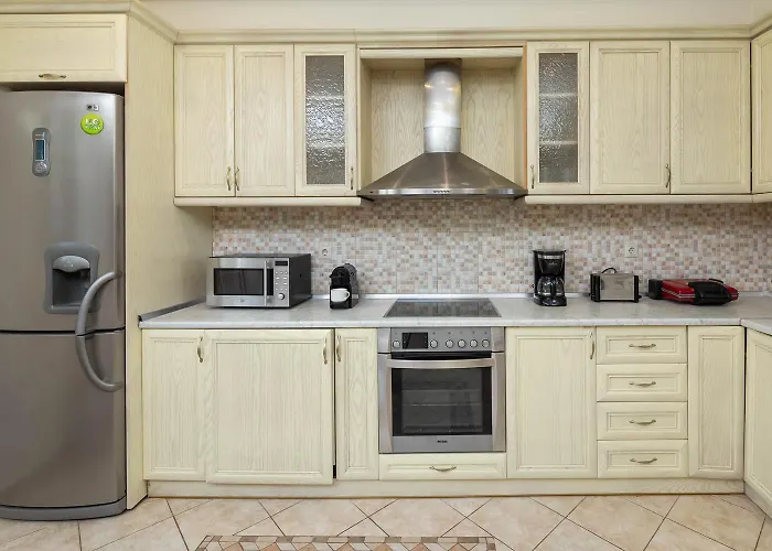 Erato With Private Swimming Pool فيلة