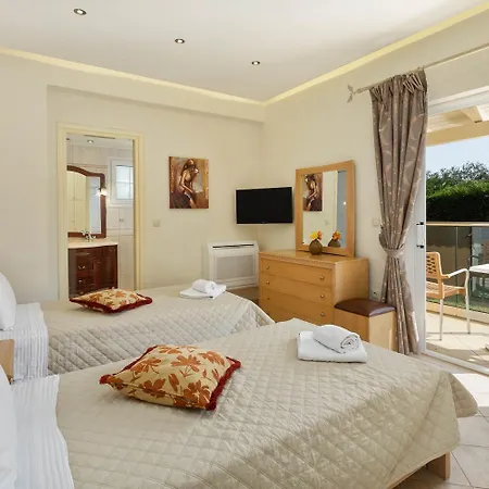 Villa Erato With Private Swimming Pool